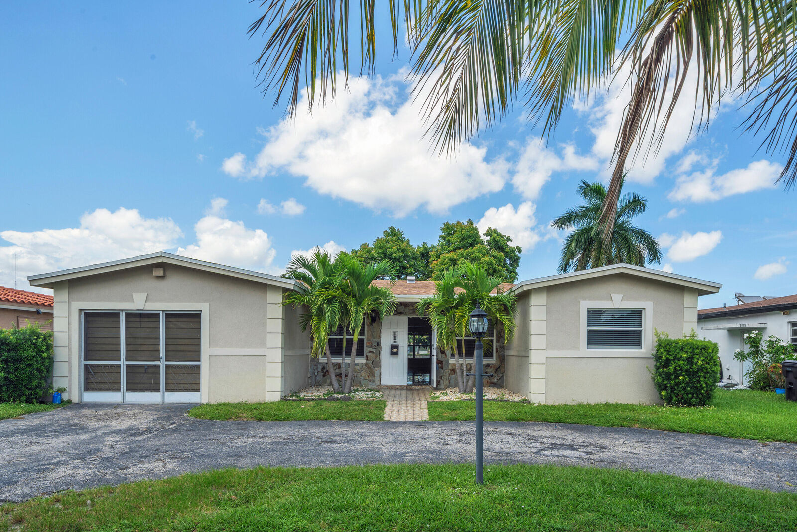 Property Photo:  4921 NW 39th Street  FL 33319 