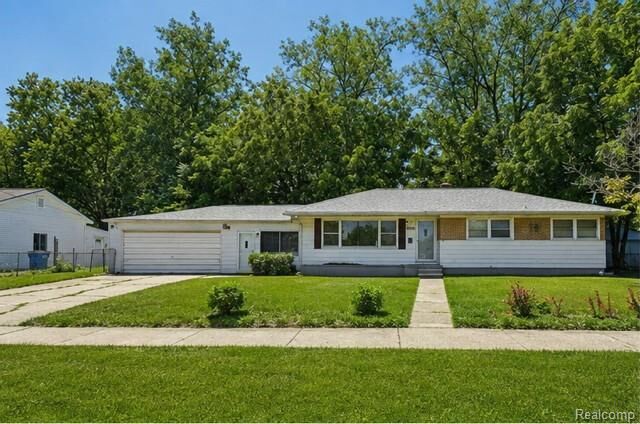 Property Photo: 25865 Firwood Avenue MI 48089