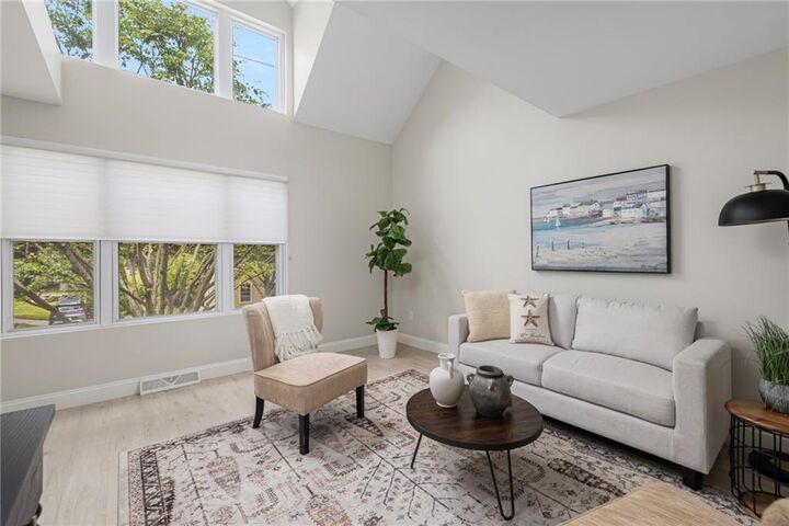Property Photo: 47 King Street 3 RI 02818