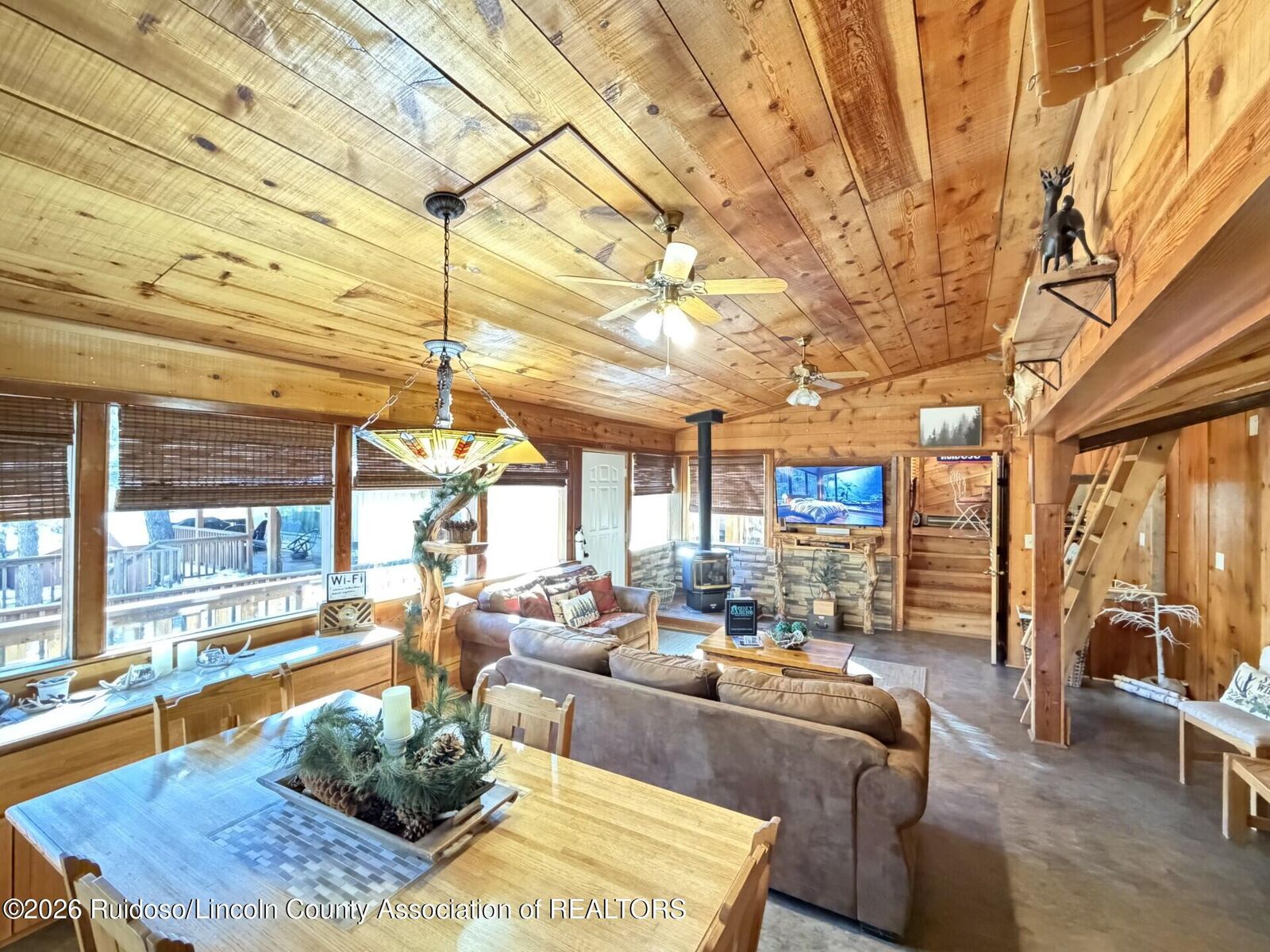 Property Photo: 113 Ebarb Drive NM 88345