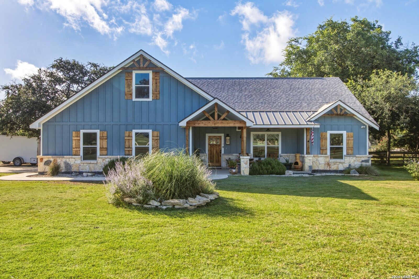 Property Photo:  124 Creekwood  TX 78003 