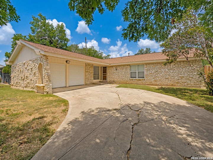 Property Photo: 4143 Bretton Rdg TX 78217