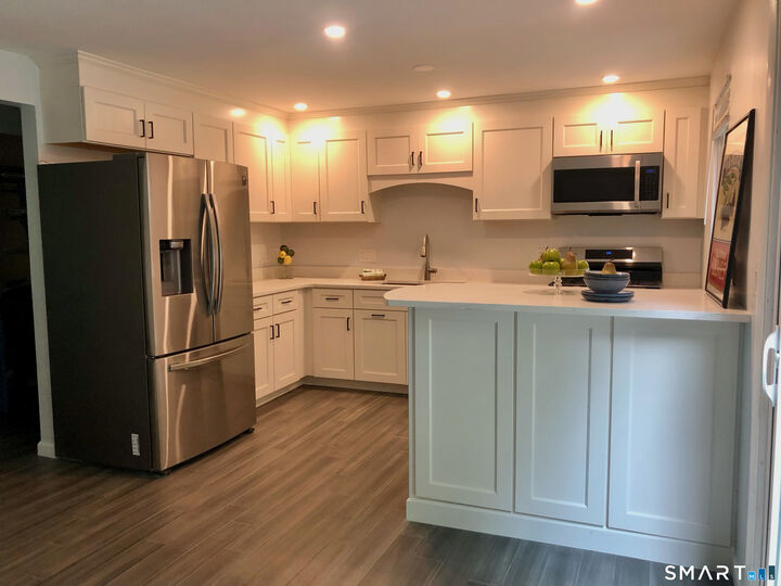 Property Photo: 33 Conestoga Way 33 CT 06033