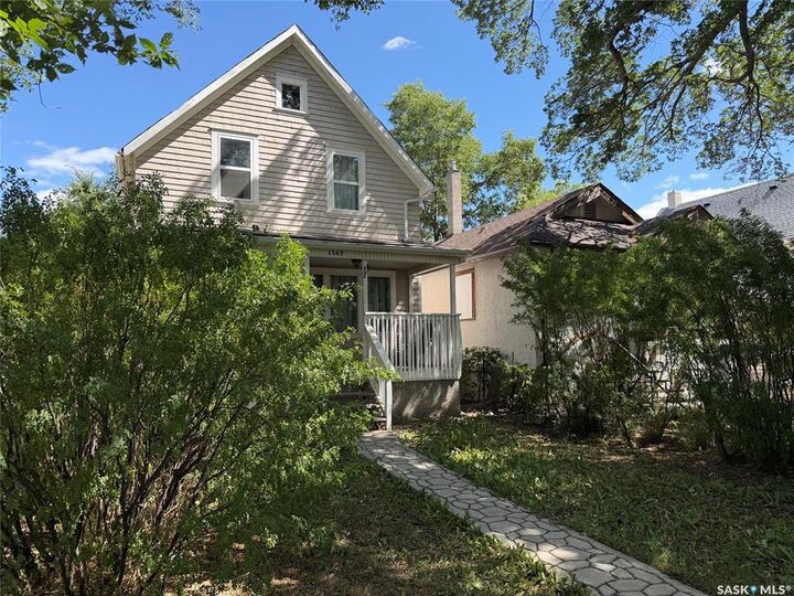 Property Photo:  1547 Athol Street  SK S4T 3C9 