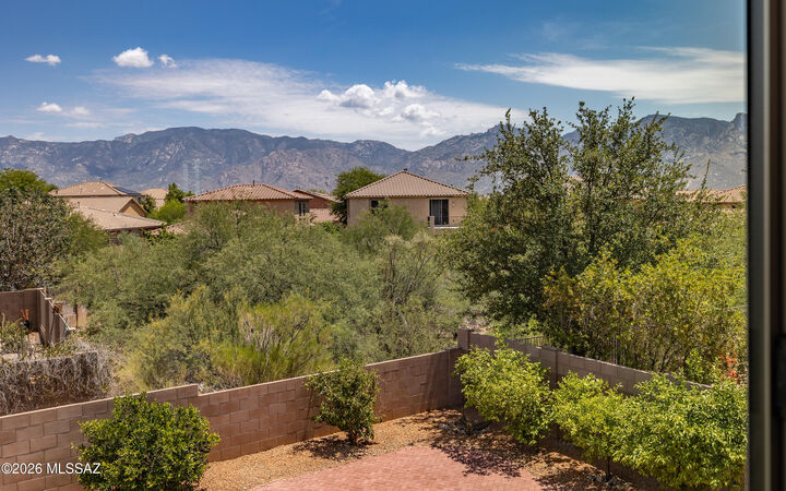 Property Photo: 12936 N Carlsbad Place AZ 85755