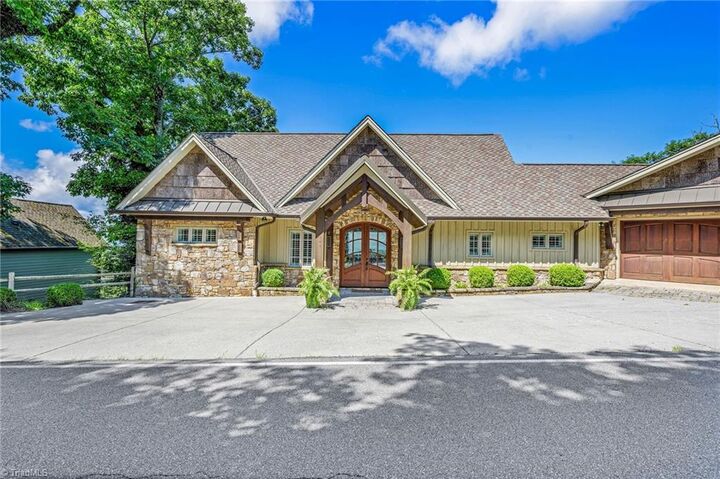 Property Photo:  777 Green Hill Road  NC 28605 