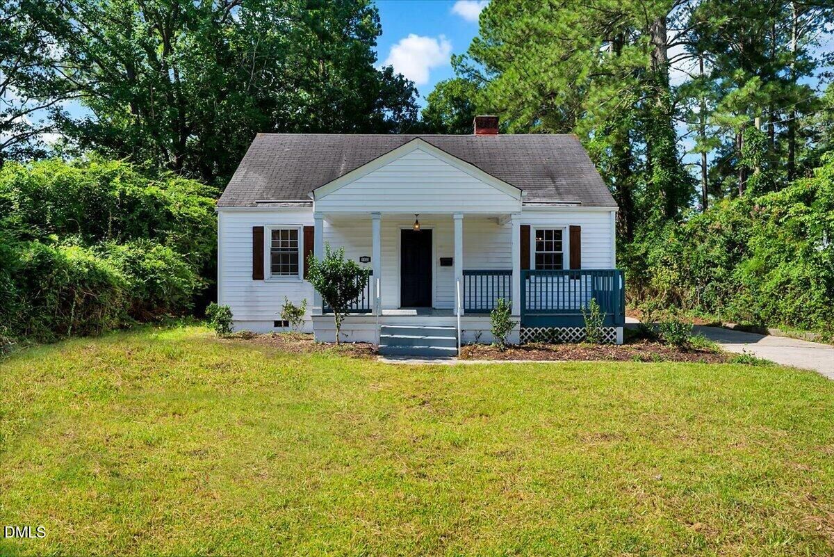 Property Photo:  1153 Tarboro Street  NC 27801 