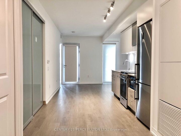 Property Photo: 251 Jarvis Street 839 ON M5B 0C3