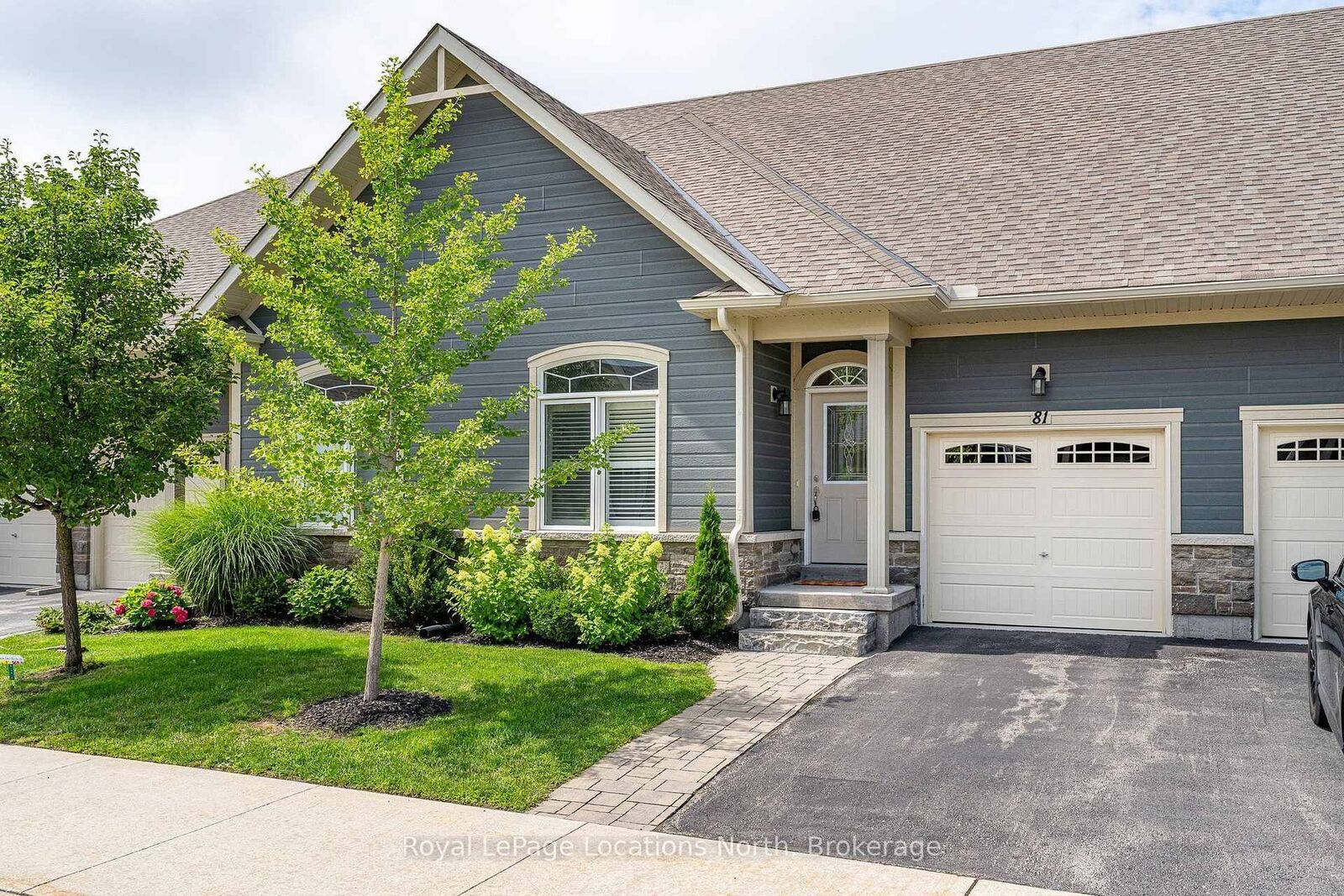 Property Photo:  81 Kari Crescent  ON L9Y 0Z6 