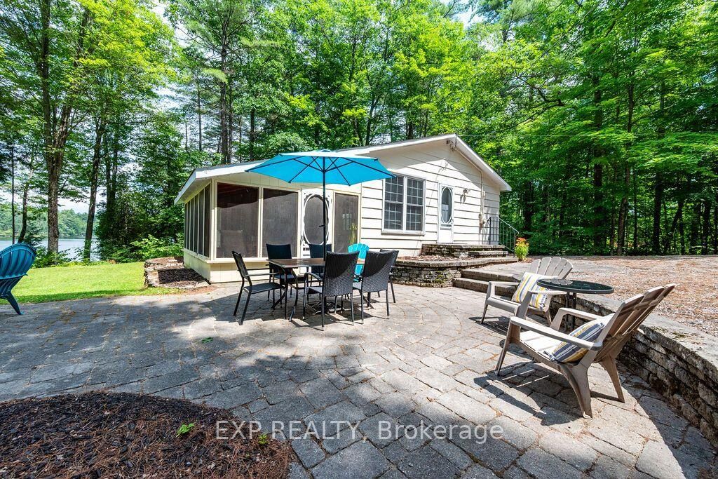 Property Photo:  715 Long Point Way  ON K7V 3Z9 