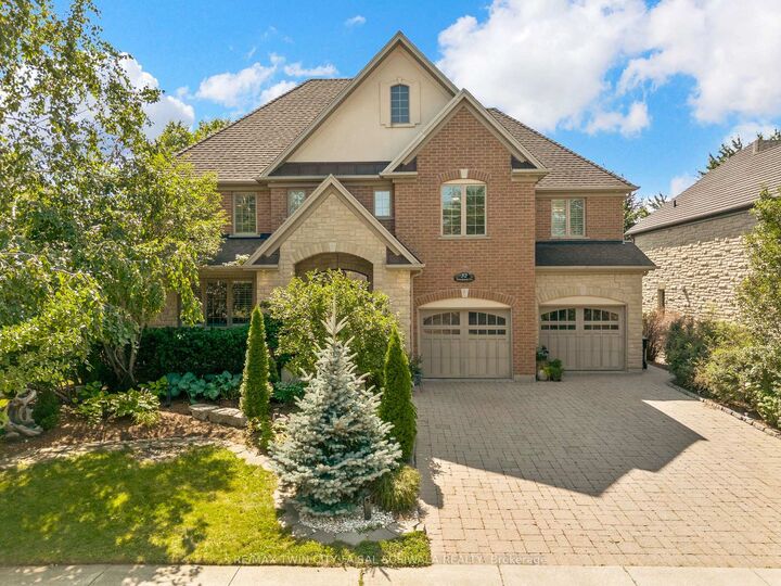Property Photo: 32 Pennsylvania Crescent ON N2P 2S5