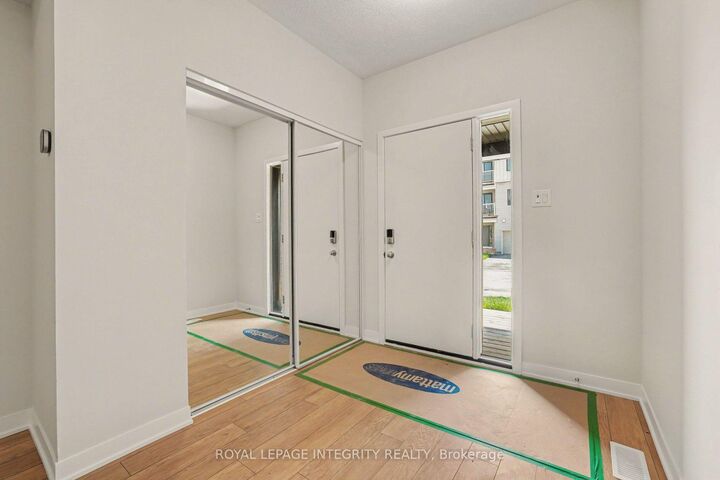 Property Photo:  825 Demulcent Lane  ON K2W 0P1 