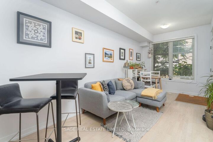 Property Photo:  150 Broadview Avenue Th3  ON M4M 0A9 