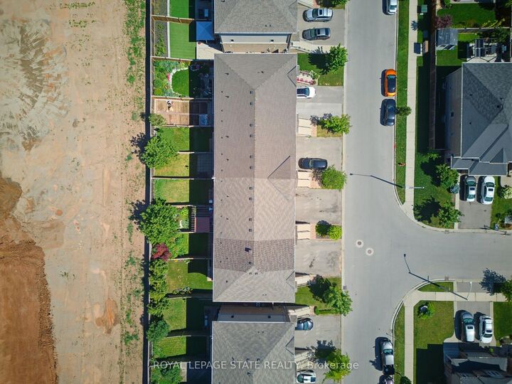 Property Photo: 41 Edenrock Drive ON L8E 0G6