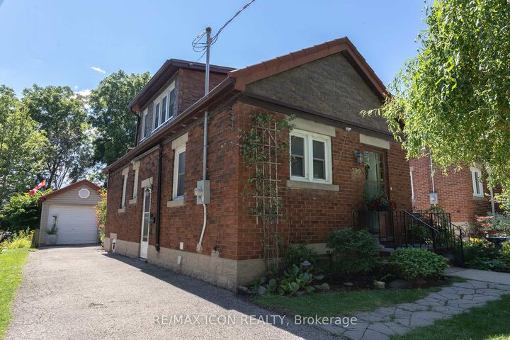 Property Photo: 299 Park Street ON N2G 1N2