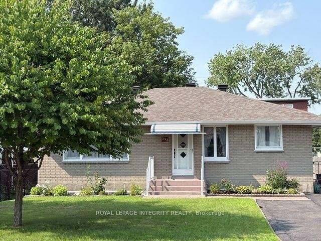 Property Photo: 393 Spartan Avenue W ON K1K 1J6
