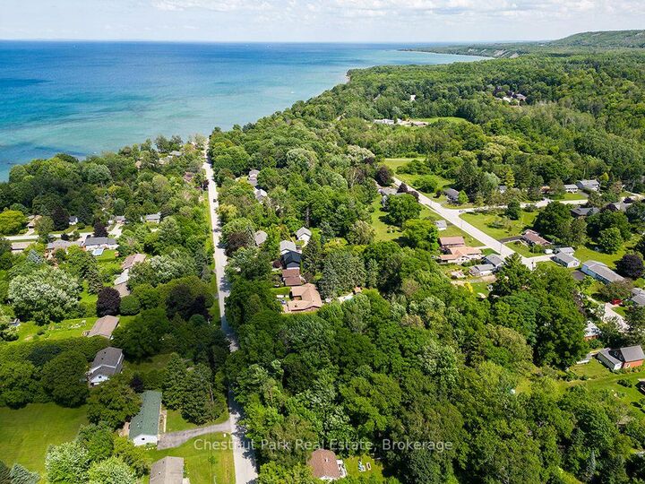 Property Photo:  227 Eliza Street  ON N4L 1B4 