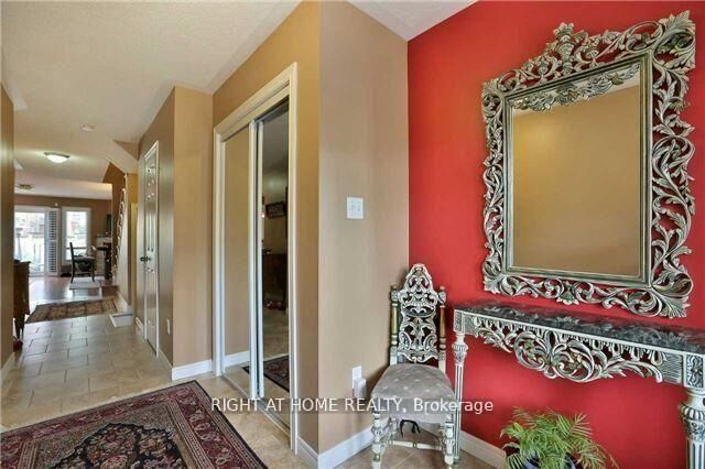 Property Photo: 5162 Falconcrest Drive ON L7L 6K6