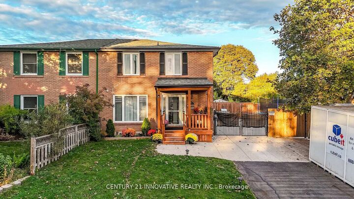 Property Photo: 13 Dorset Drive ON L6T 2Y1