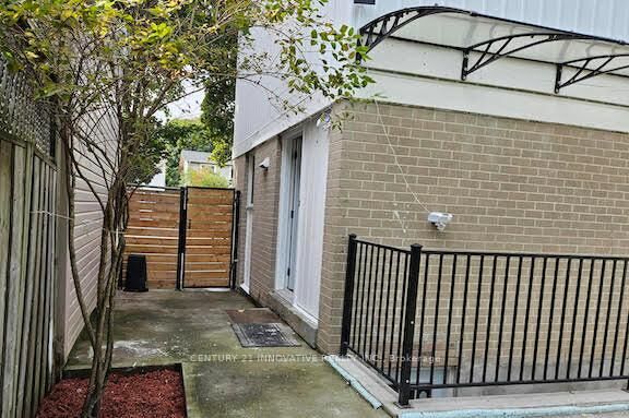 Property Photo:  38 Jackman Drive  ON L6S 2L8 