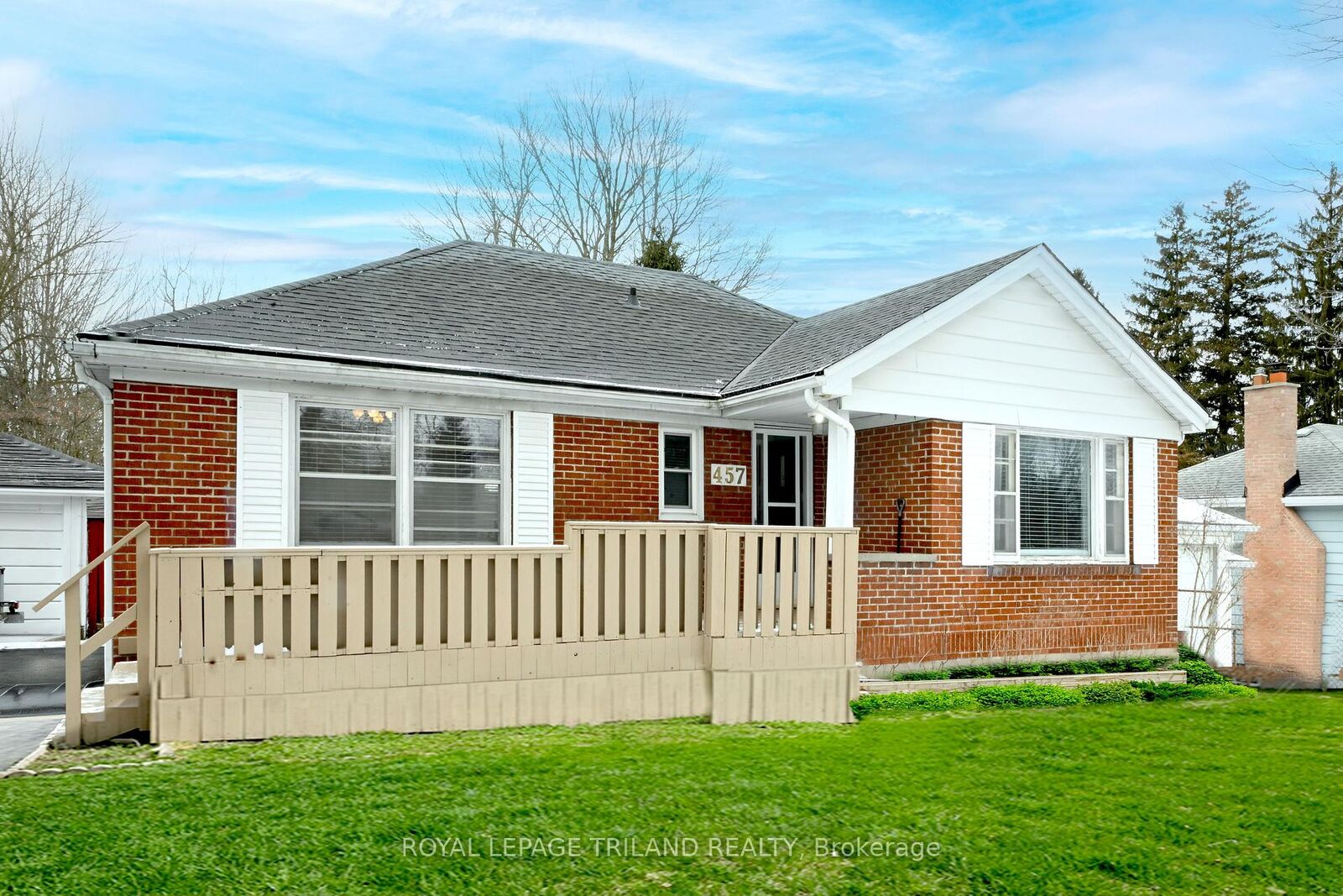 Property Photo: 457 Boler Road ON N6K 2K8