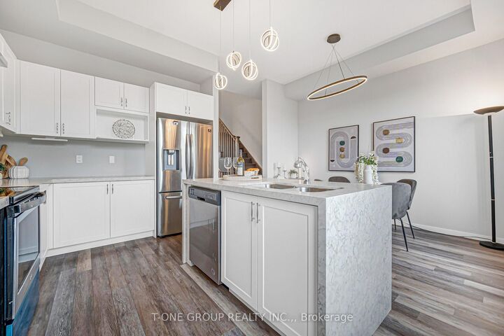 Property Photo: 5 Armillo Place ON L6E 0V4