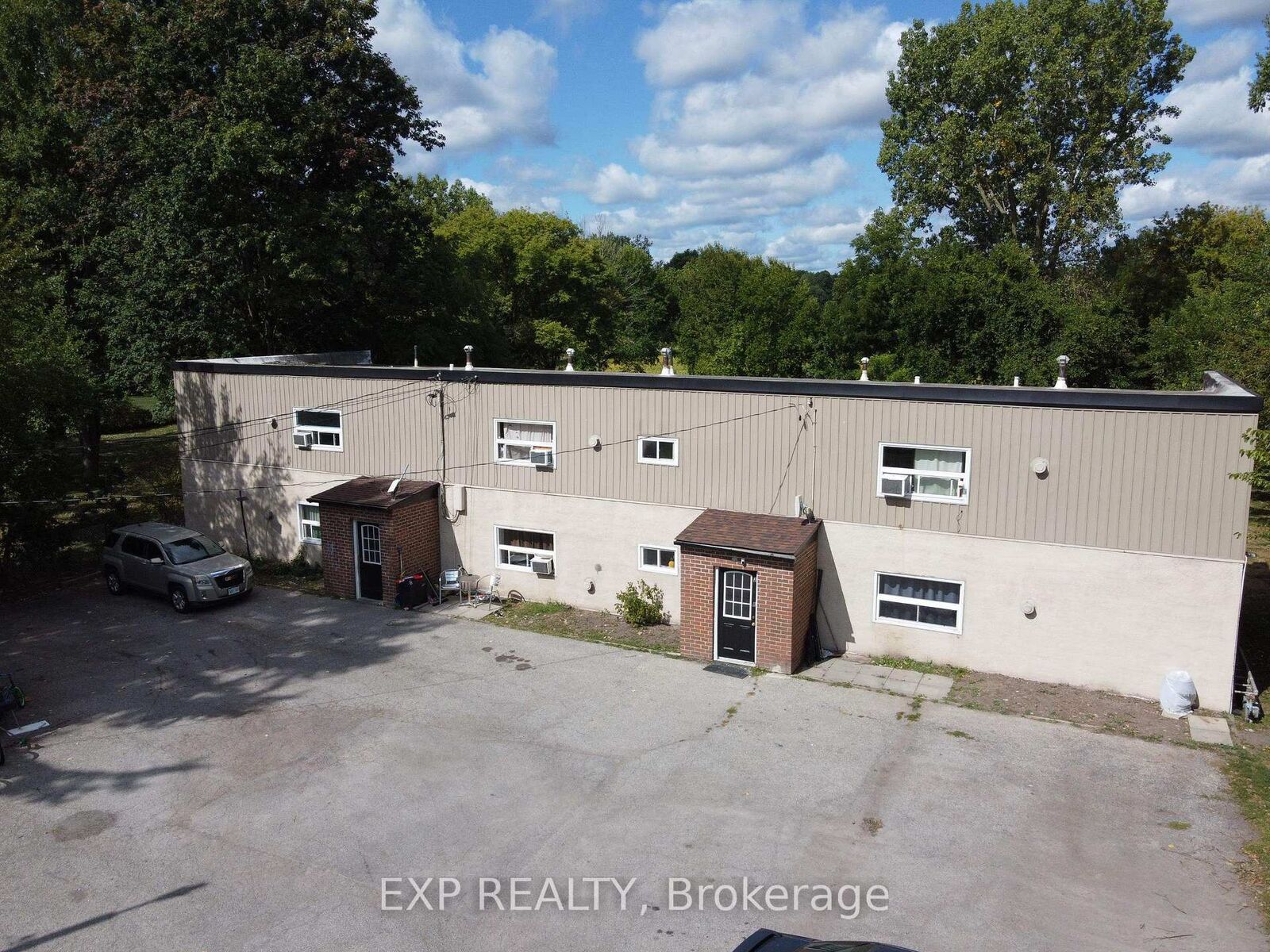 Property Photo: 176 Diltz Road 5 ON N1A 2V8