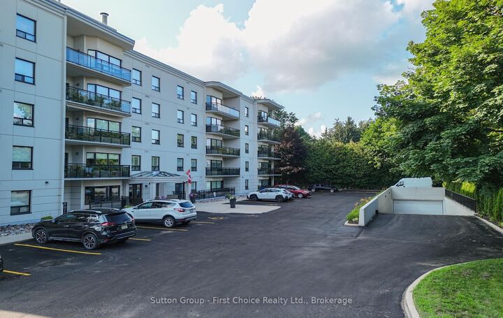 Property Photo:  160 Romeo Street 504  ON N5A 4S9 