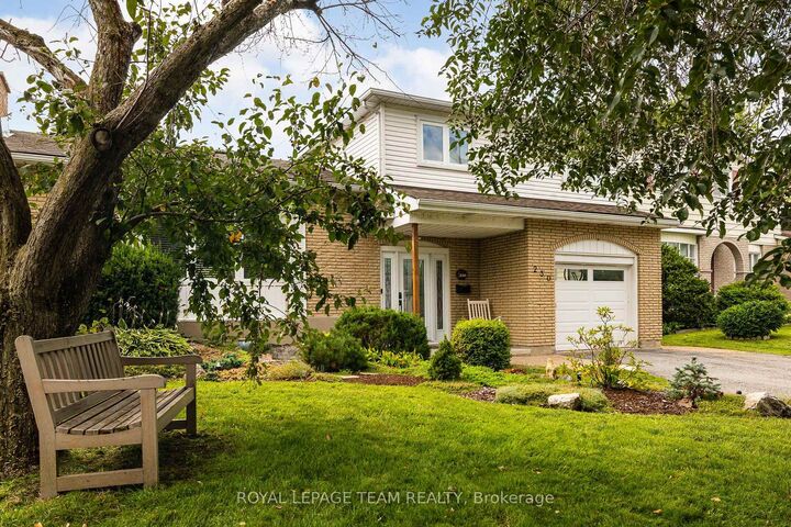 Property Photo: 230 Lincoln Heights Road ON K2B 8A8