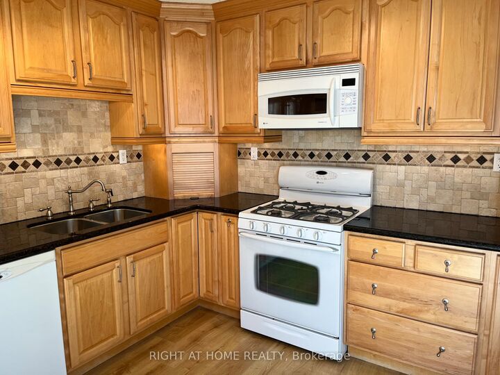 Property Photo: 70 Carisbrooke Court ON L6S 3K1