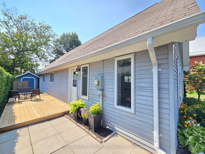48 South George Street — photo 1