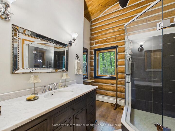 1054 Hilltop Crescent — photo 1
