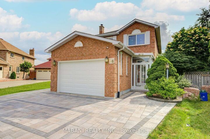 Property Photo: 38 Marchwood Crescent ON L4C 8M5