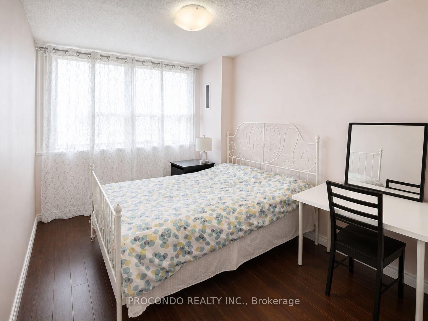 Property Photo: 45 Silver Springs Boulevard 1709 Bedroom ON M1V 1R2
