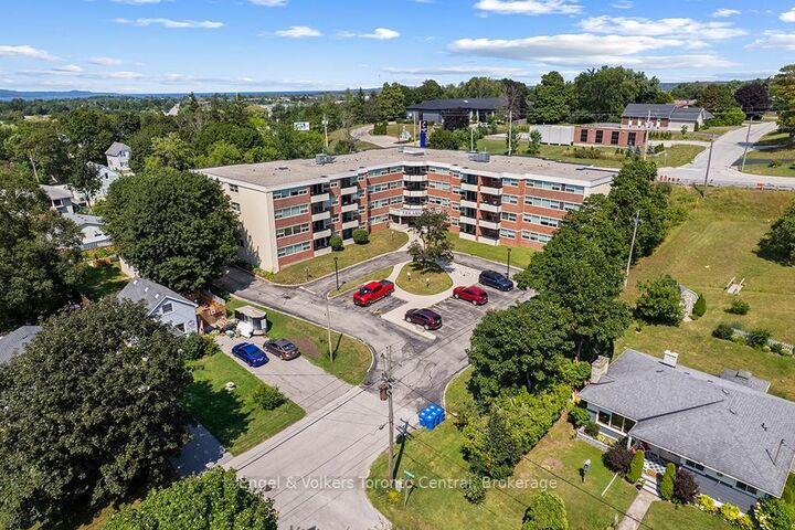 Property Photo:  860 9th Street E 402  ON N4K 1R2 