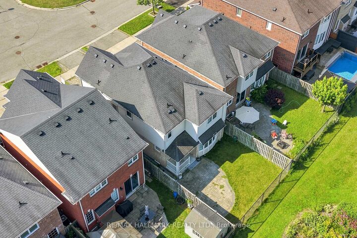 Property Photo: 174 Miltrose Crescent ON L4A 0R3