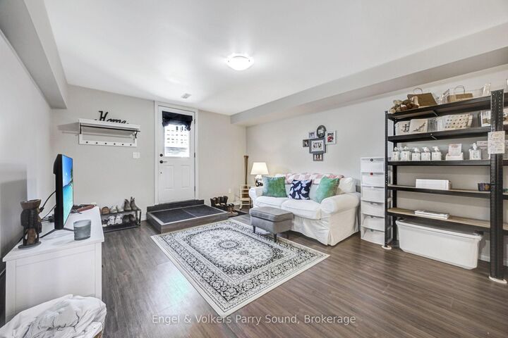 Property Photo:  6 Lawrence Street B  ON P2A 2E2 