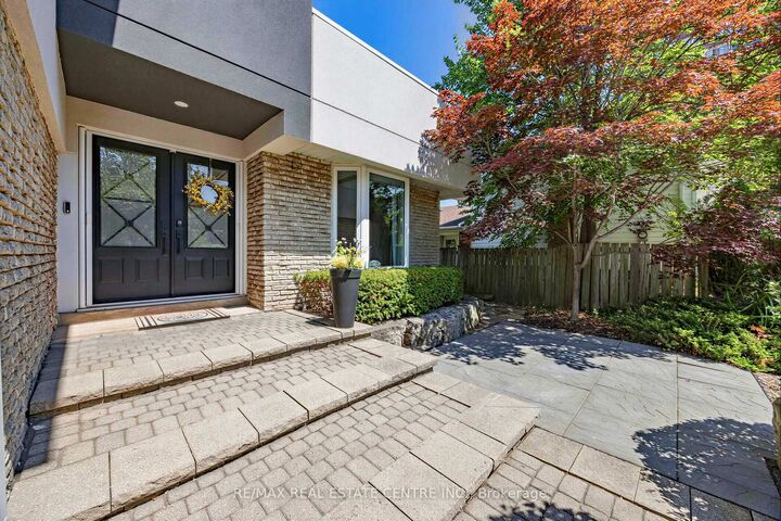 Property Photo: 365 Lynn Place ON L6H 2C5