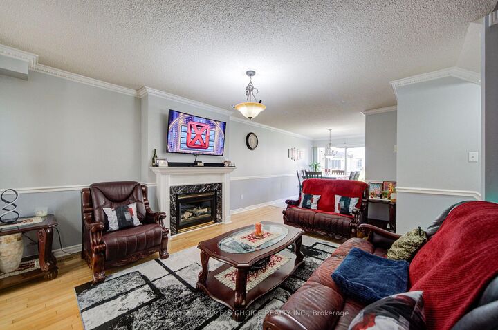 Property Photo: 7115 Rexwood Road 42 ON L4T 4L4