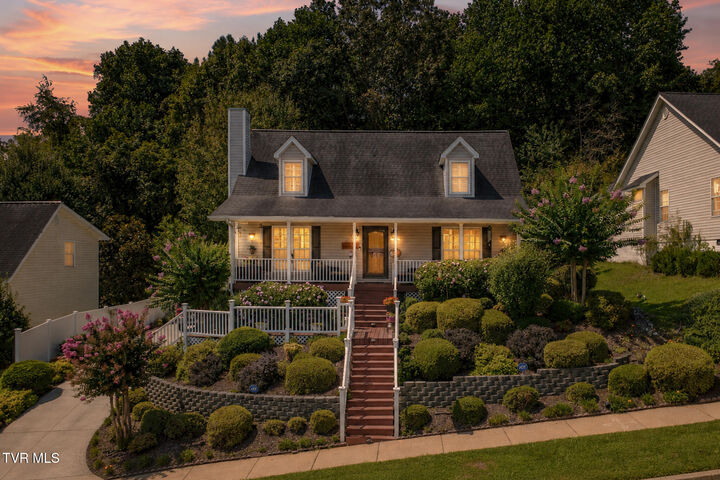 Property Photo:  1018 Sunrise Valley Drive  TN 37604 