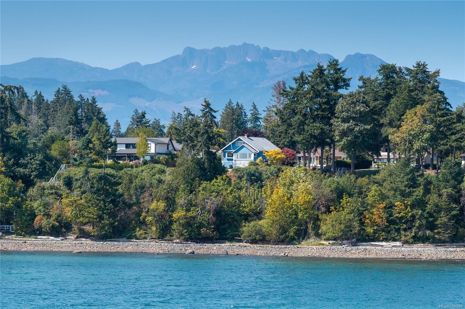 Property Photo: 422 Dogwood St BC V9P 1C6