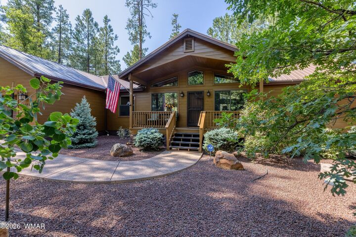 Property Photo: 2662 Black Bear Lane AZ 85935