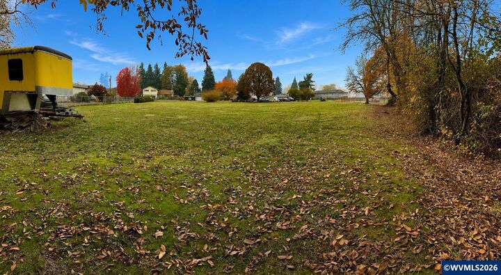 Property Photo:  219 Columbia St  OR 97352 