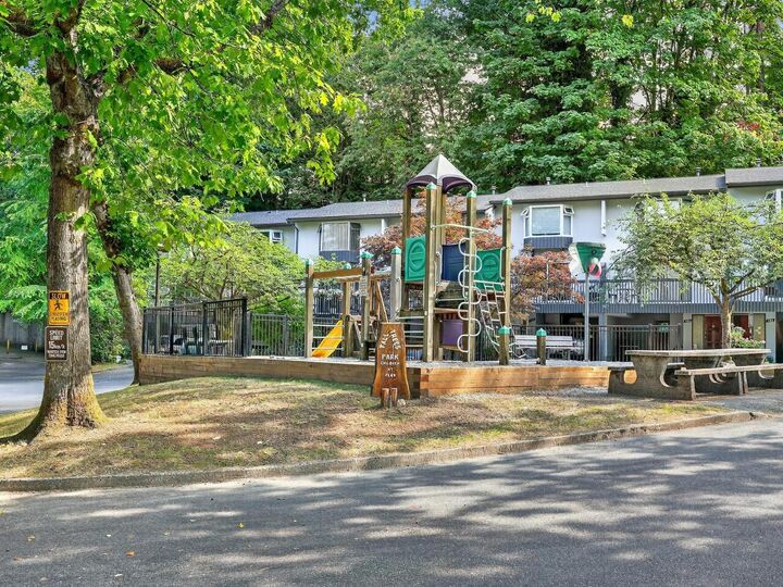 162 James Road — photo 1