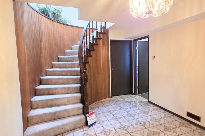 Property Photo: 2986 E 3rd Avenue BC V5M 1H8