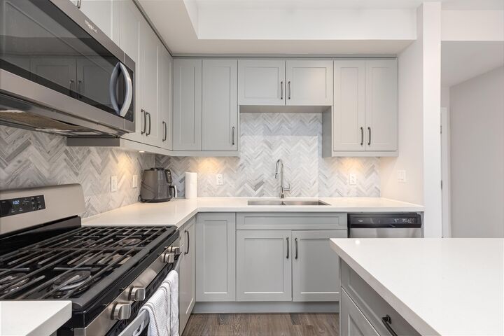 Property Photo:  14605 McDougall Drive 303  BC V4P 0G7 