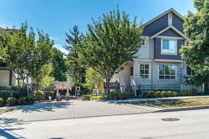 Property Photo: 19560 68 Avenue 32 BC V4N 5Y5