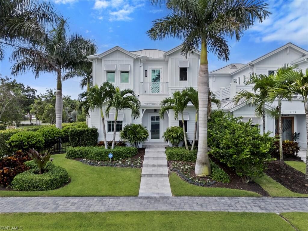 Property Photo:  888 10th Ave S  FL 34102 