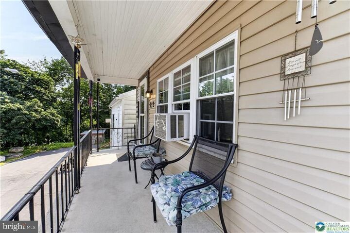 Property Photo: 212 W Walnut Street PA 17901