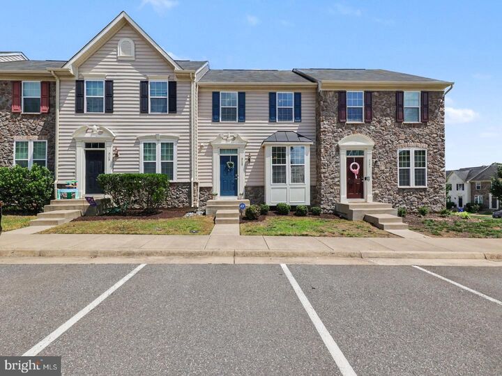 Property Photo:  3103 Alliance Court  VA 22408 